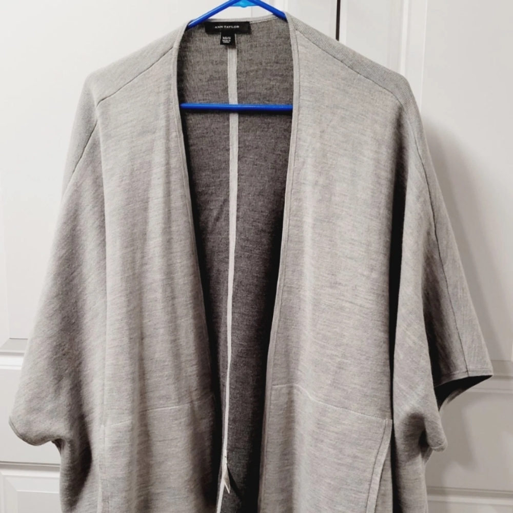 Ann Taylor Poncho Sweater Women's Size: XS Merino Wool Blend